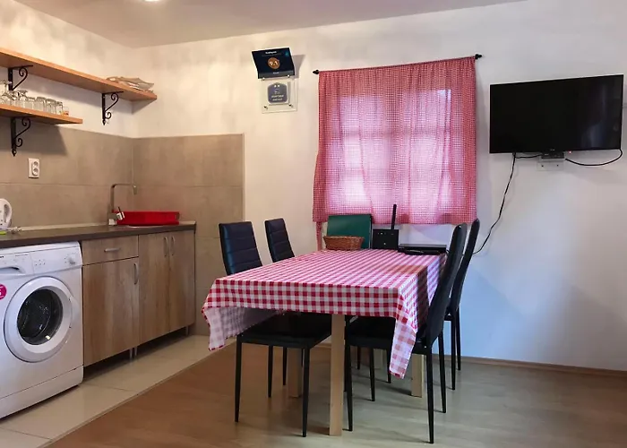 Domik Apartament *